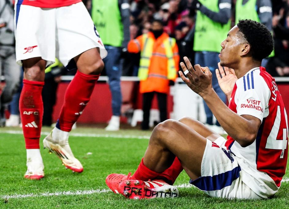 爱游戏网页版登录入口-体育赛事独领风骚，球场氛围独具一格的简单介绍