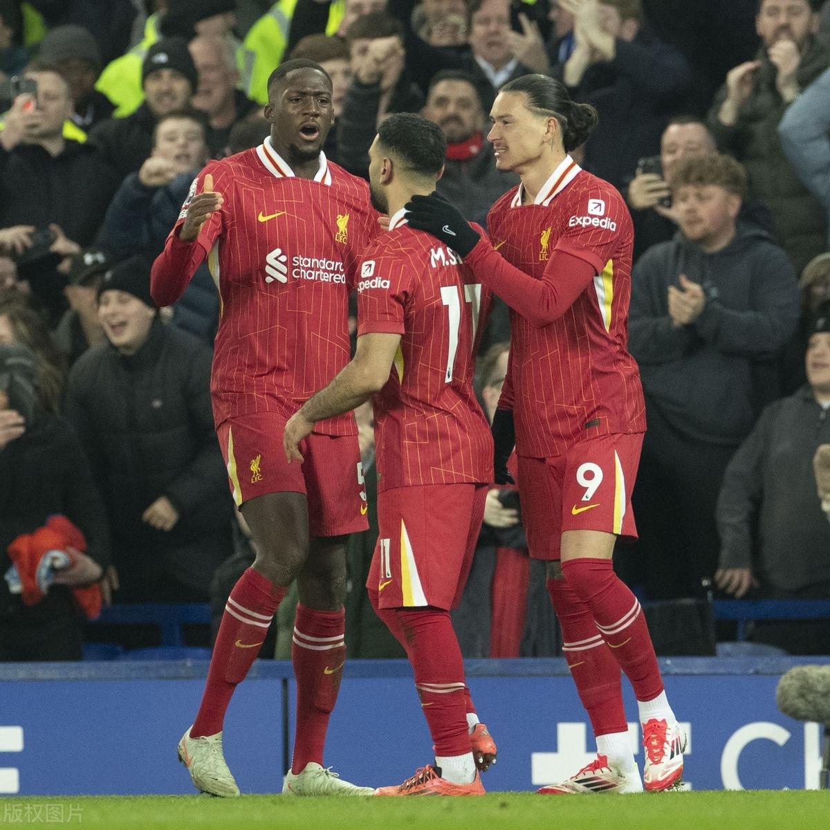 爱游戏官网-利物浦险胜对手，雄心勃发继续前行