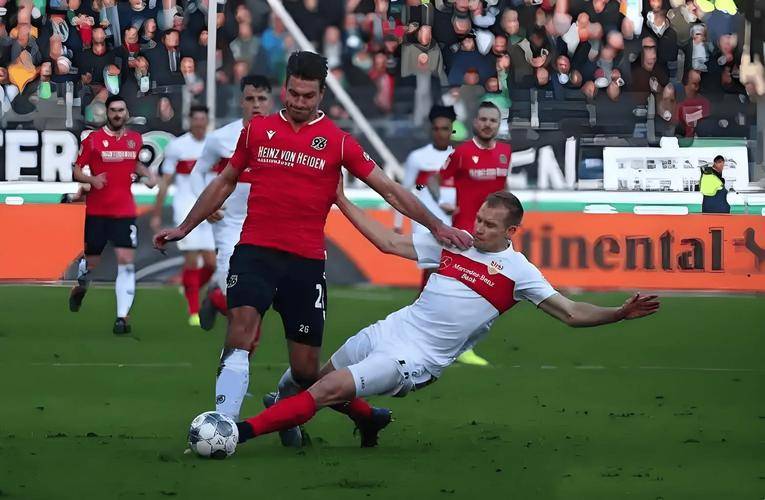 包含汉诺威客场不敌RB莱比锡，保级虎视眈眈的词条