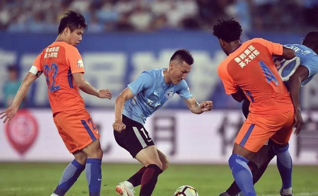 包含国安队迎战山东鲁能，主帅坚信取胜的词条