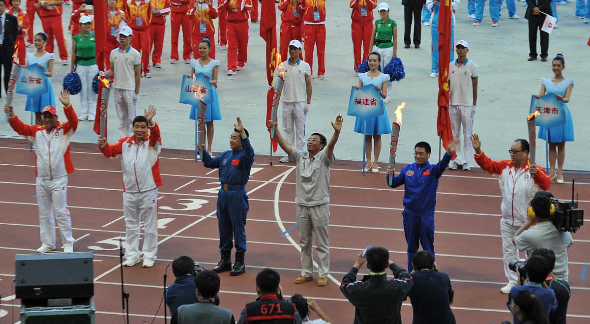 包含激动人心的体育盛事引发全球关注的词条