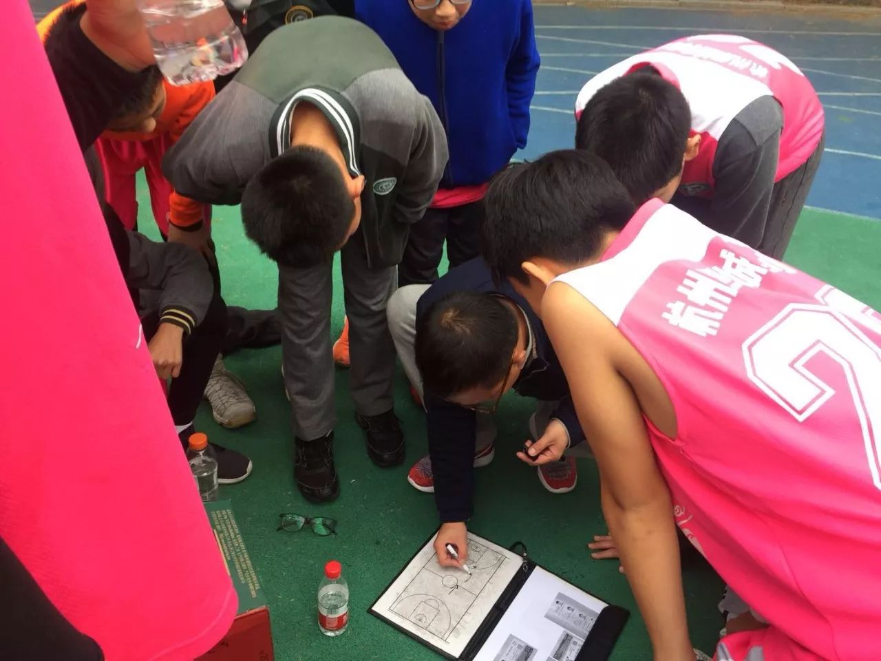 不甘示弱，实力派球员决意反客为主的简单介绍