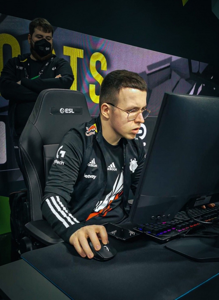 爱游戏入口-关于复盘：S15小组赛十大高光操作合集的信息